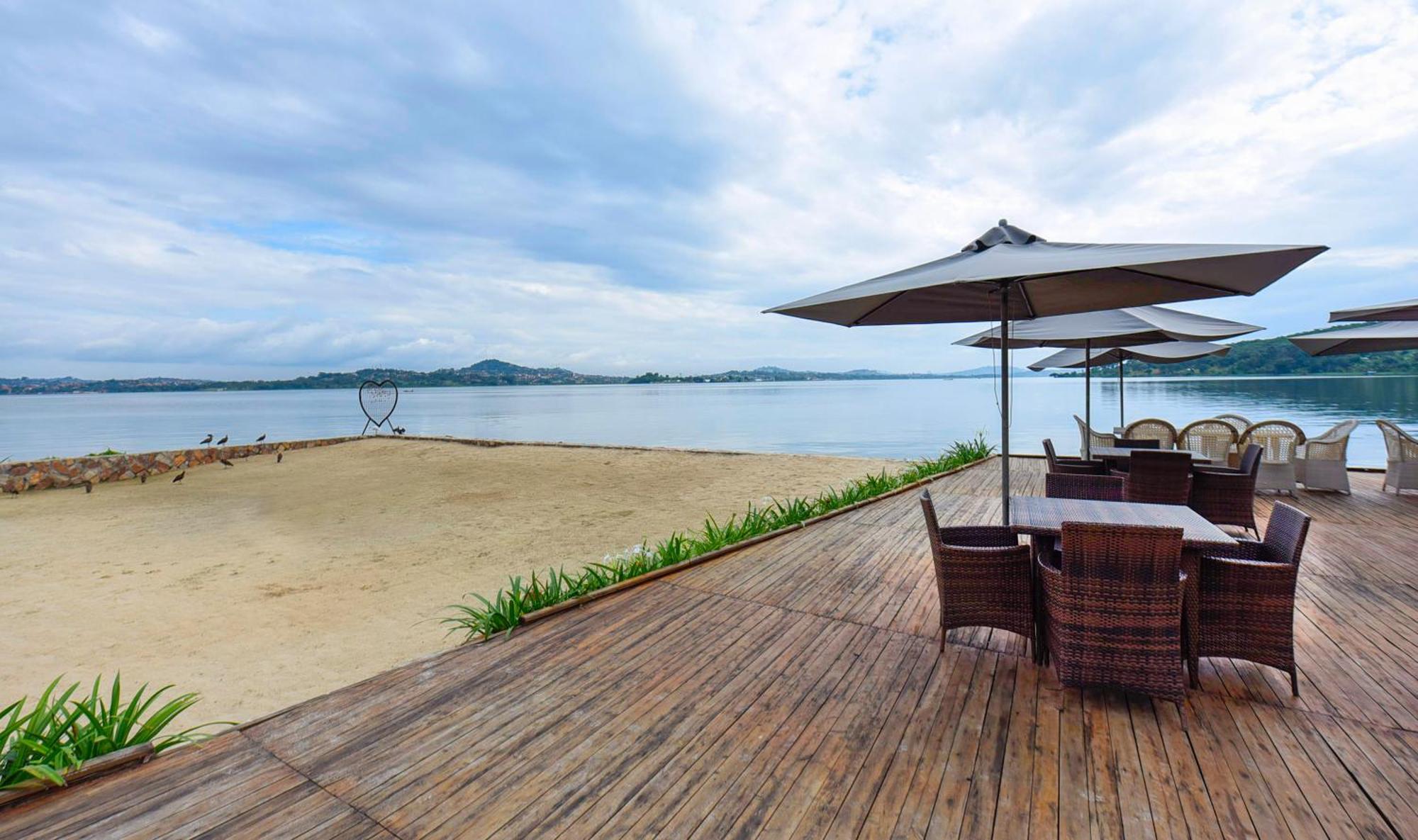 Divine Resort & Spa カンパラ エクステリア 写真